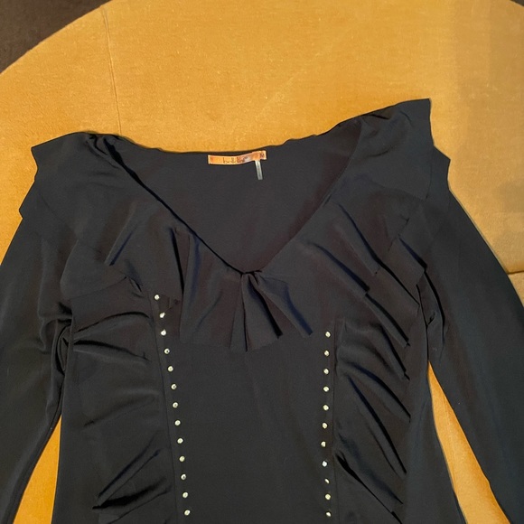 Belldini Women’s blouse. - Picture 3 of 4